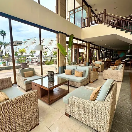 Apartment La